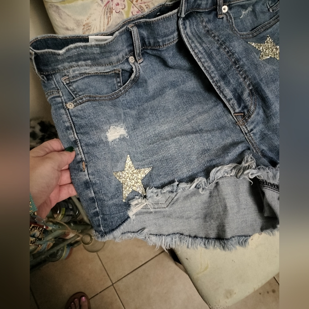 Express Star ⭐ shorts - Picture 3 of 6